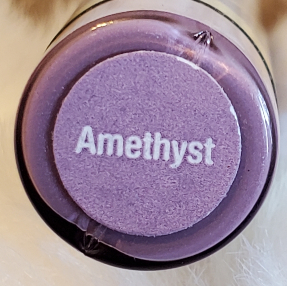 SeneGence ShadowSense lasting eyeshadow Amethyst